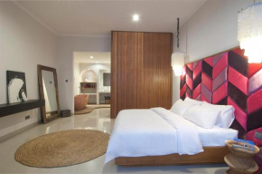 New 3BR Boutique Style Villa - in Center of Umalas